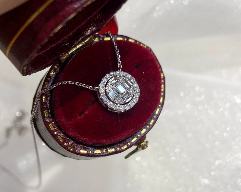 Luxury 18K White Gold Natural Diamond Pendant Necklace