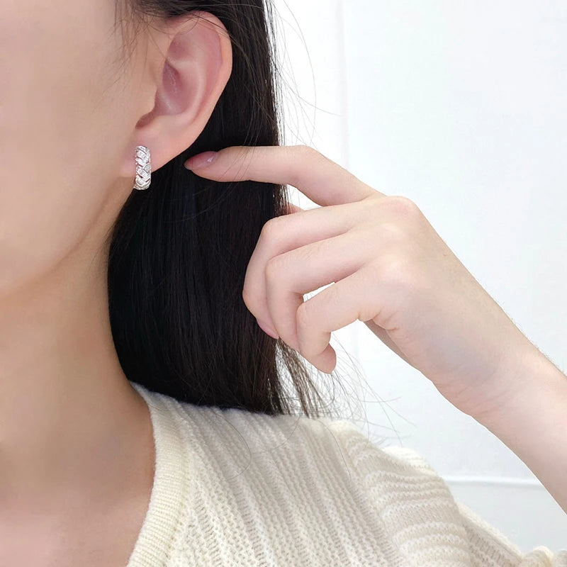 18K White Gold Natural Diamond Woven Hoop Earrings