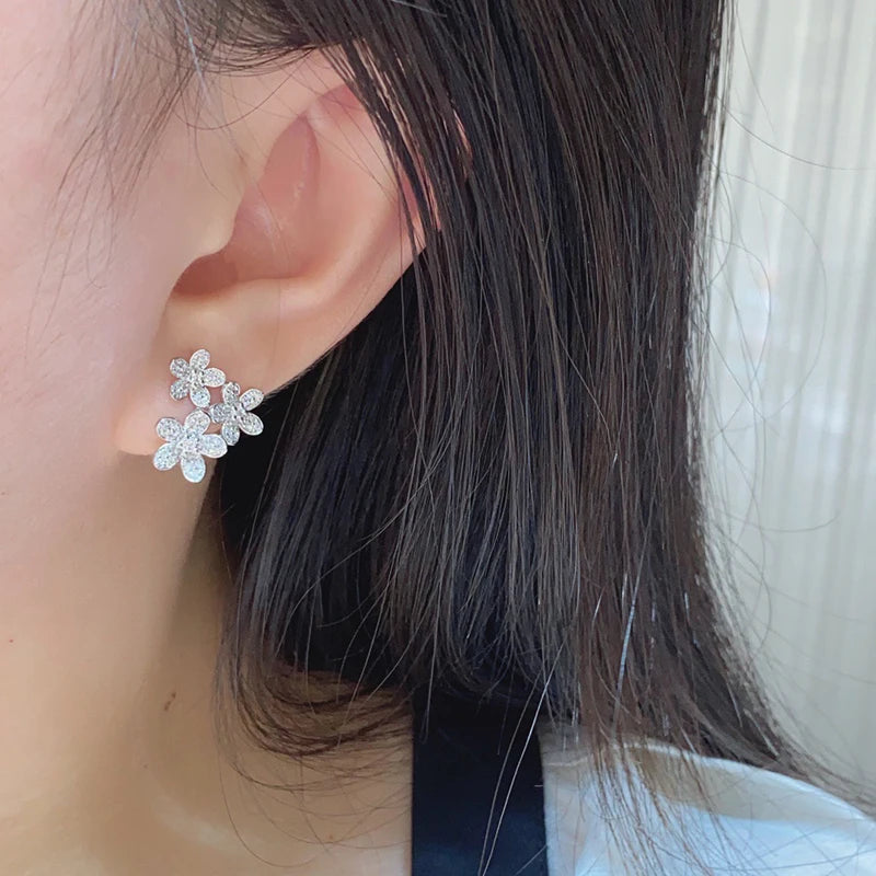 Luxury 18K White Gold Natural Diamond Flower Earrings