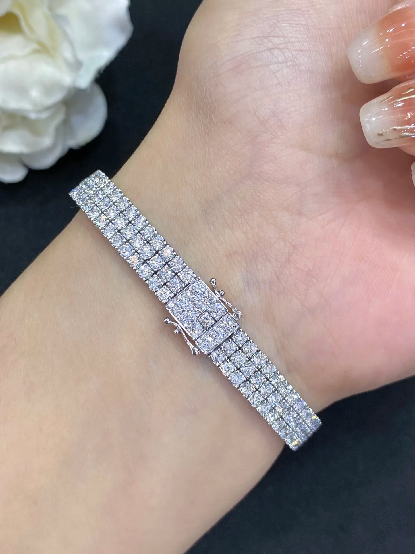 Luxury 18K White Gold Natural Diamond Tennis Bracelet