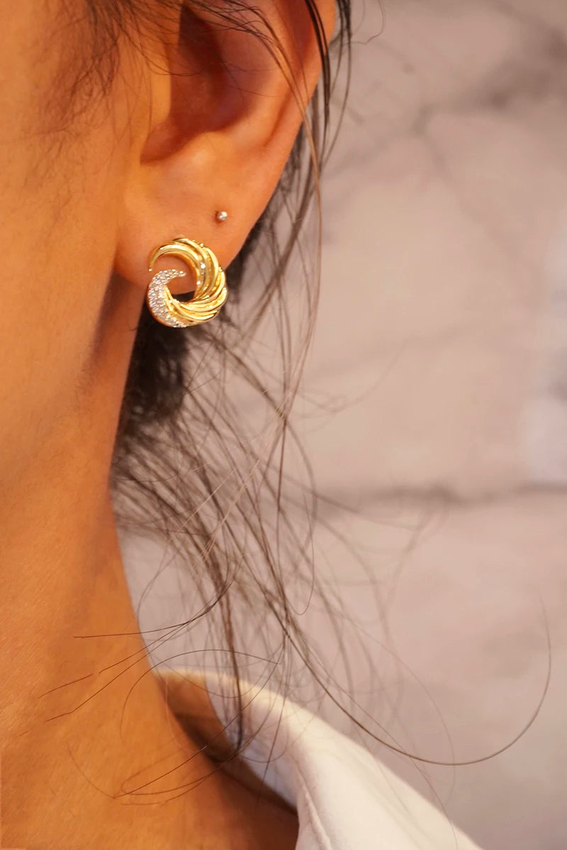 18K Yellow Gold Natural Diamond Phoenix Tail Earrings