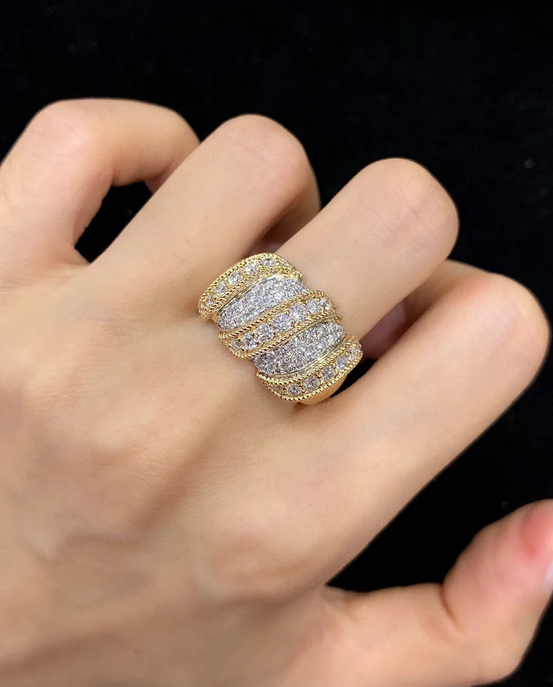 Vintage 18K White/Yellow Gold Natural Diamond Ring