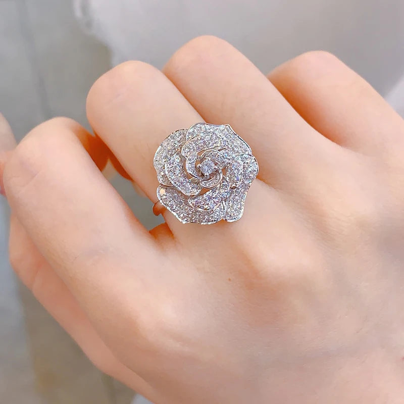 Luxury 18K White Gold Natural Diamond Flower Ring