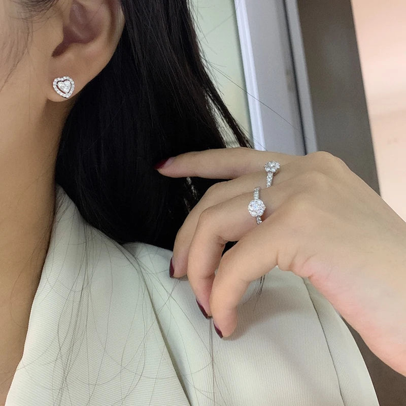 18K White Gold Natural Diamond Heart Earrings