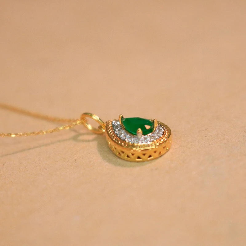 18K Yellow Gold Natural Diamond & Emerald Necklace