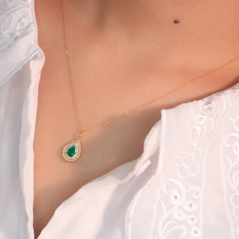 18K Yellow Gold Natural Diamond & Emerald Necklace