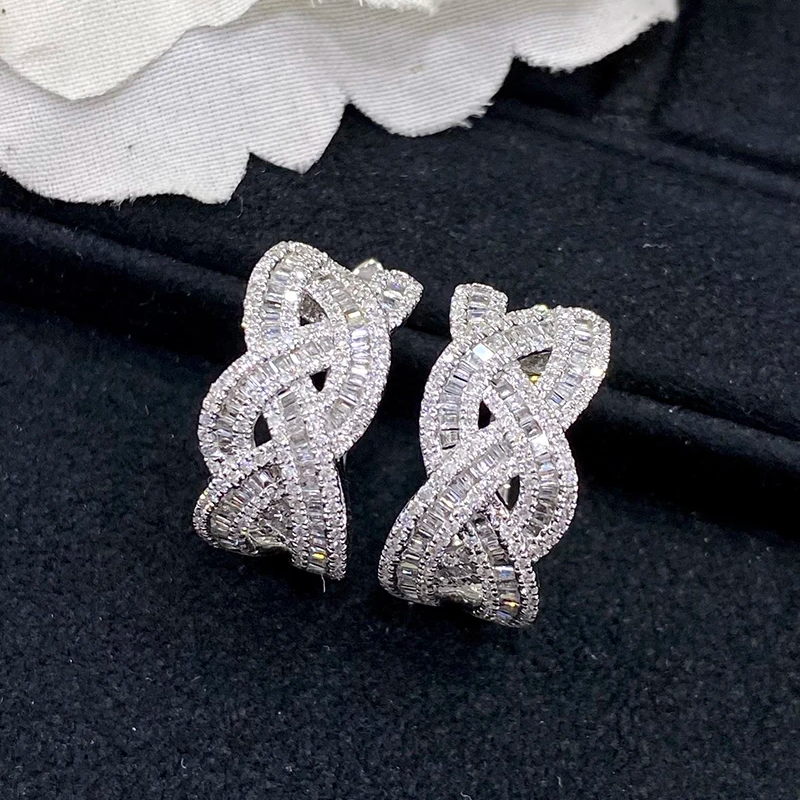 18K White Gold Natural Diamond Woven Earrings