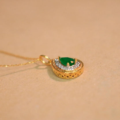 18K Yellow Gold Natural Diamond & Emerald Necklace