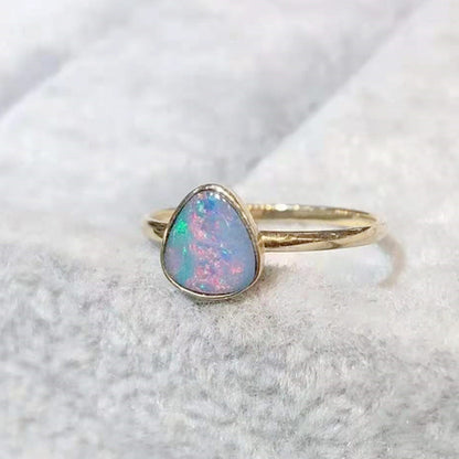 18K Yellow Gold Australian Natural Opal Stone Ring