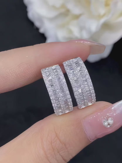 18K White Gold Natural Diamond Hoop Earrings